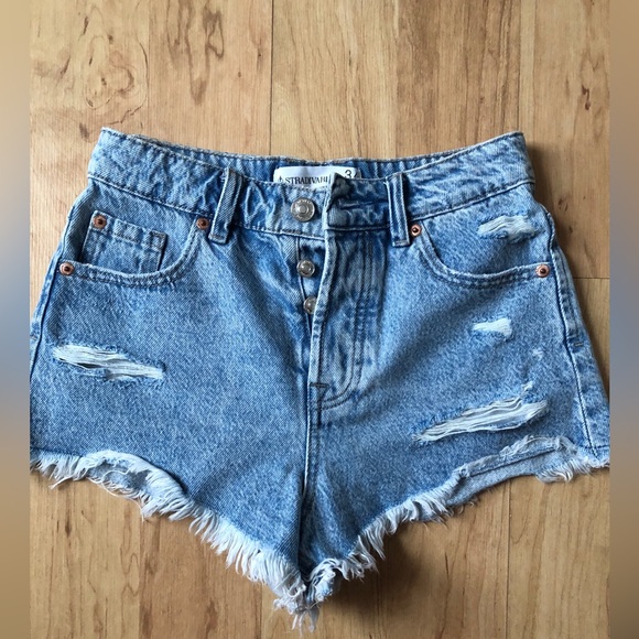 Stradivarius High Waisted Denim Shorts size 02 eu 34 - Picture 3 of 11